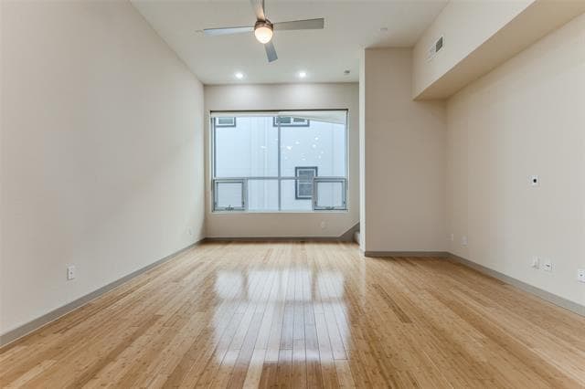 Foto del edificio - 739 Cannen John Ln