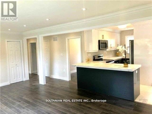 Building Photo - 158 Alfred Ave