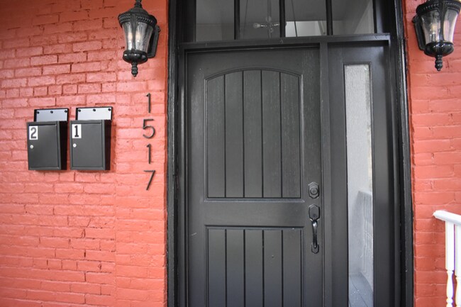 Foto del edificio - 1517 Garrard St
