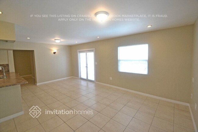 Building Photo - 10851 NW 32nd Ct