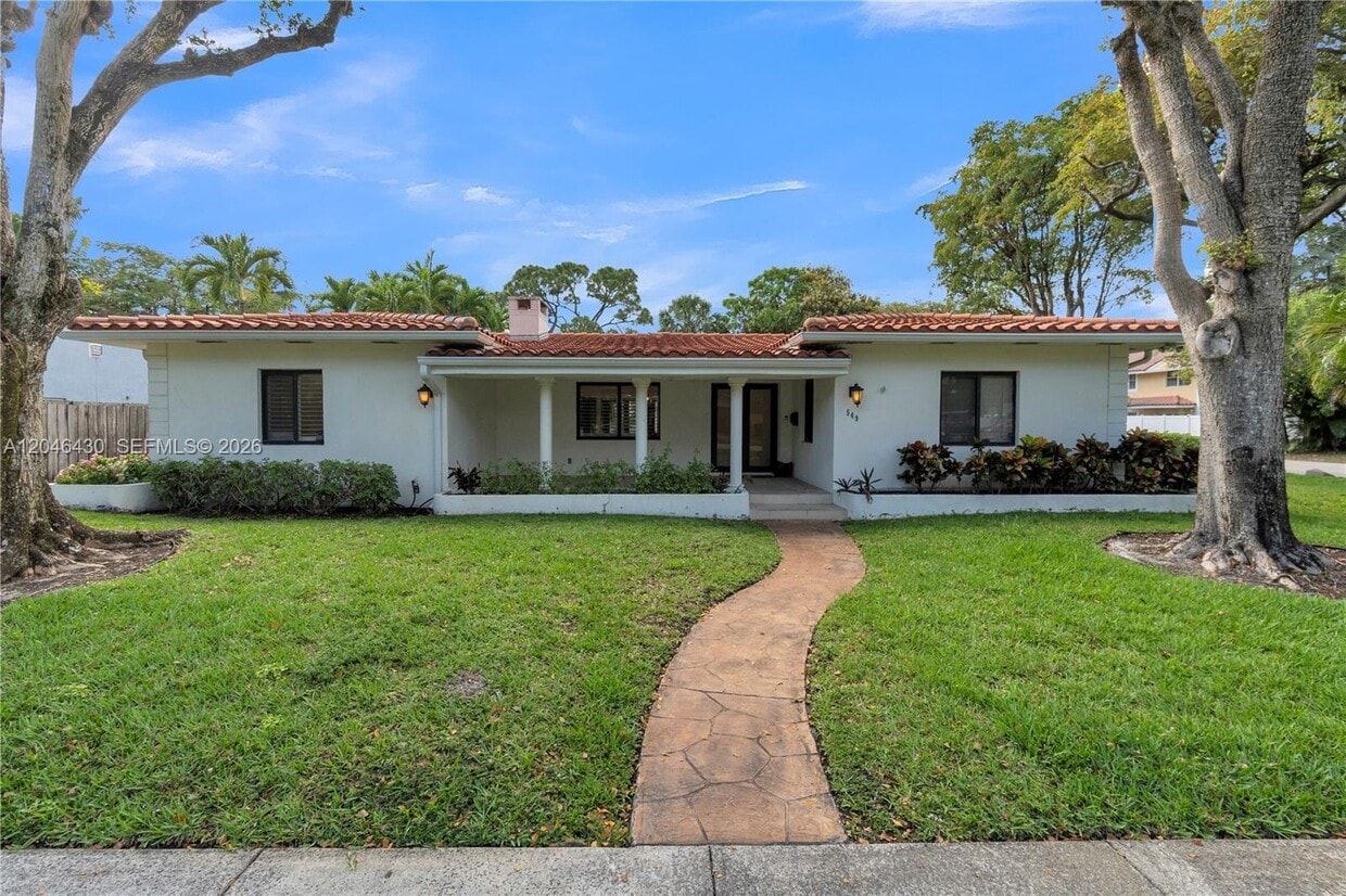 Northeast 12th Avenue, Fort Lauderdale, FL 33301 - 4 BR 4 BA house - Northeast 12th Avenue, Fort Lauderdale, FL 33301 - 4 BR 4 BA house