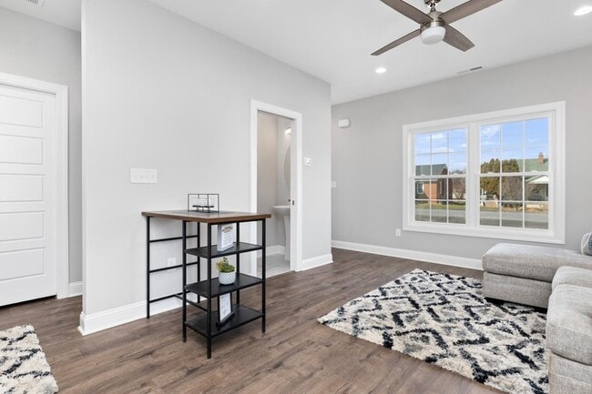 Photo - 1013 B St Townhome