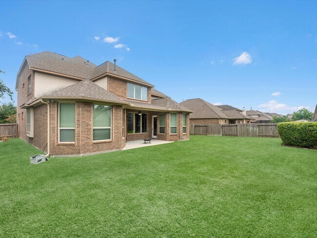 Foto del edificio - 15819 Graham Spring Ln