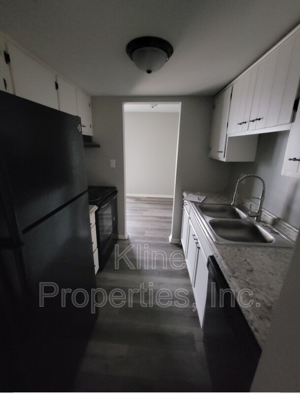 628 Wooddale Terrace Unit Apt 2007, Greenwood, IN 46142 Condo for