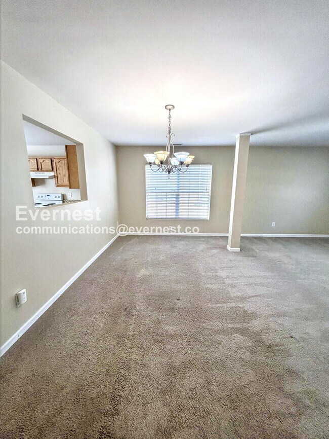 Foto del edificio - 941 Ujamaa Dr