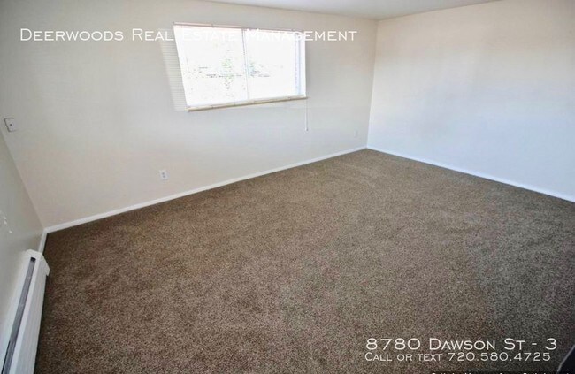 Foto del edificio - 8780 Dawson St