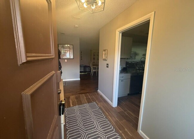 Building Photo - 3500 El Conquistador Pkwy