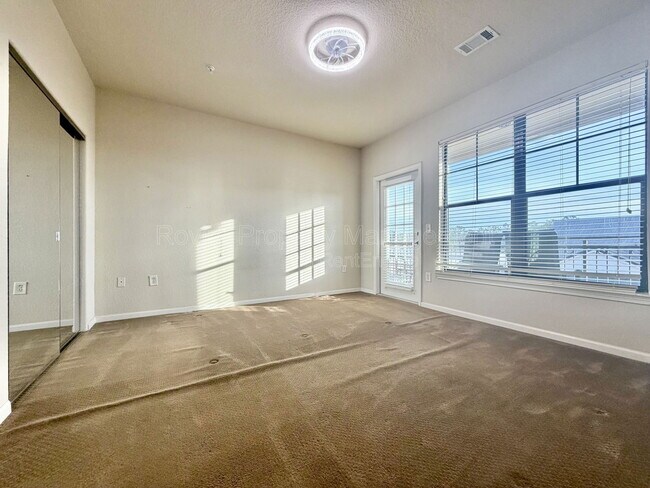 Photo - 909 Charo Pkwy Apartment