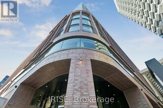 Building Photo - 480 Front St W