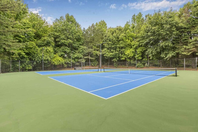 Foto del edificio - Retreat At Johns Creek