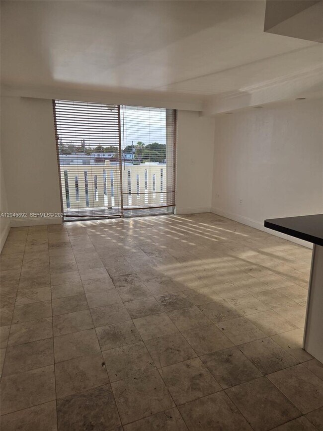 Foto del edificio - 7900 Tatum Waterway Dr
