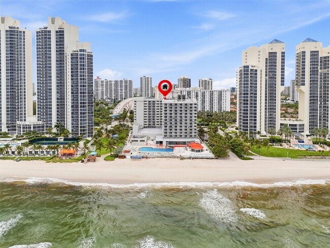 Foto del edificio - 19201 Collins Ave