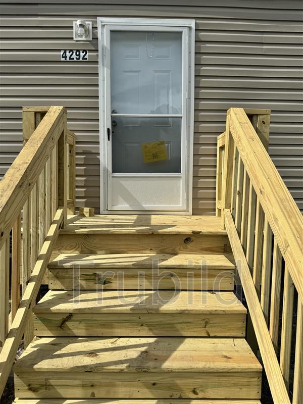 Primary Photo - 4292 Wheel Ct