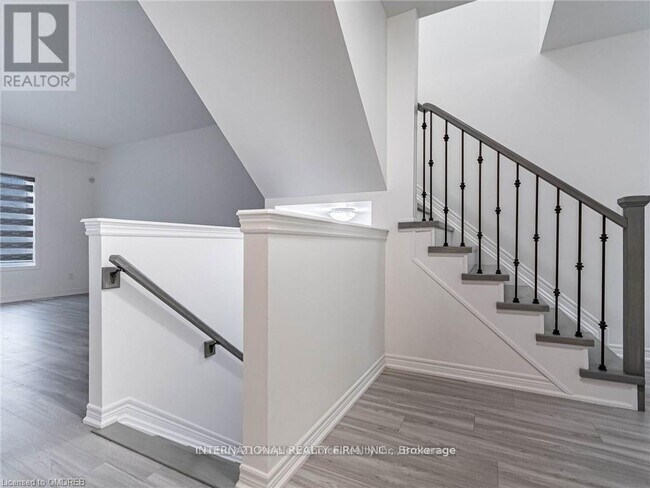 Photo du bâtiment - 1 Haney Dr