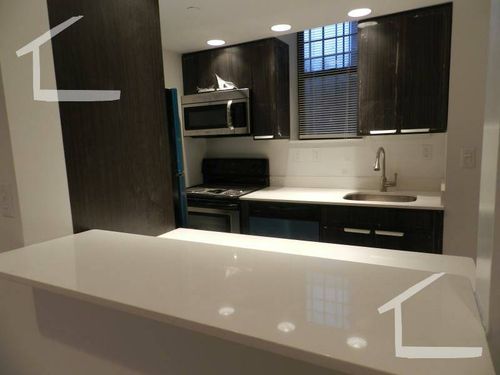 Foto del edificio - 111 Queensberry St