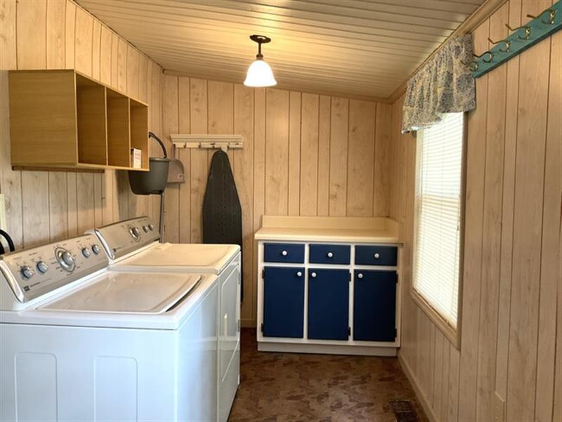 Building Photo - Putman rental