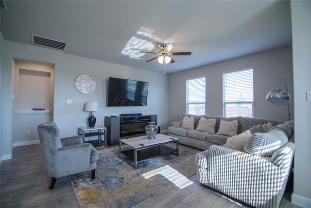 Building Photo - 749 Cromane Rd