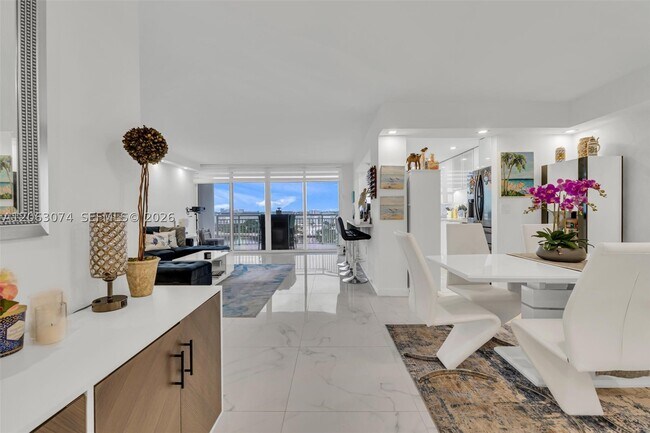 Building Photo - 18071 Biscayne Blvd