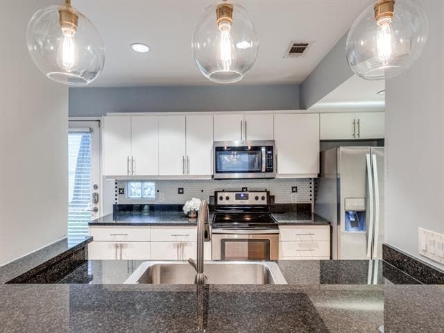 Foto del edificio - 4122 Travis St