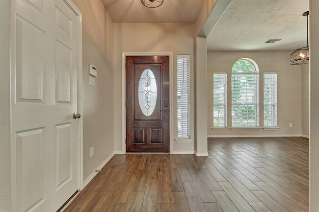 Building Photo - 6403 Sagewalk Ct