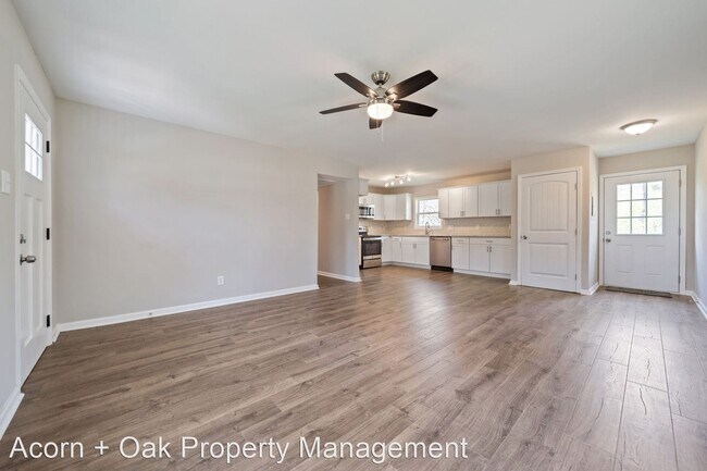 Foto del edificio - 3 br, 1 bath House - 716 Lunar Dr