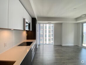 Building Photo - 8 Widmer St