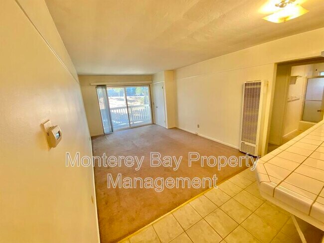 Foto del edificio - 420 Lighthouse Ave