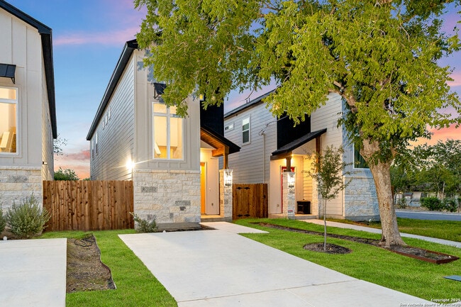 Frontal/Lateral - 505 Linden Ave