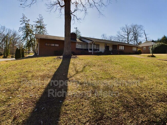 Building Photo - 3701 Falstone Rd