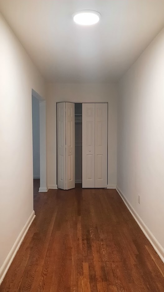 Hallway - 2514 4th St NE