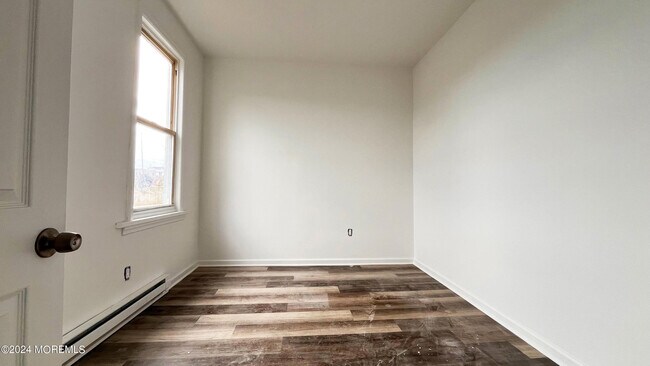 Building Photo - 35-39 2nd Ave