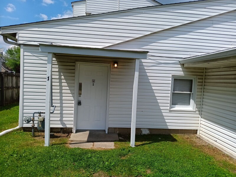 Foto principal - 906 W South St