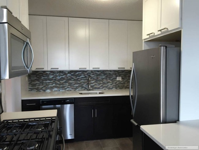 Foto del edificio - 150 W 225th St