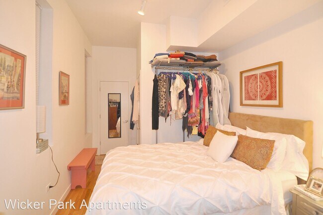 Foto del edificio - 1260 N Bosworth Ave