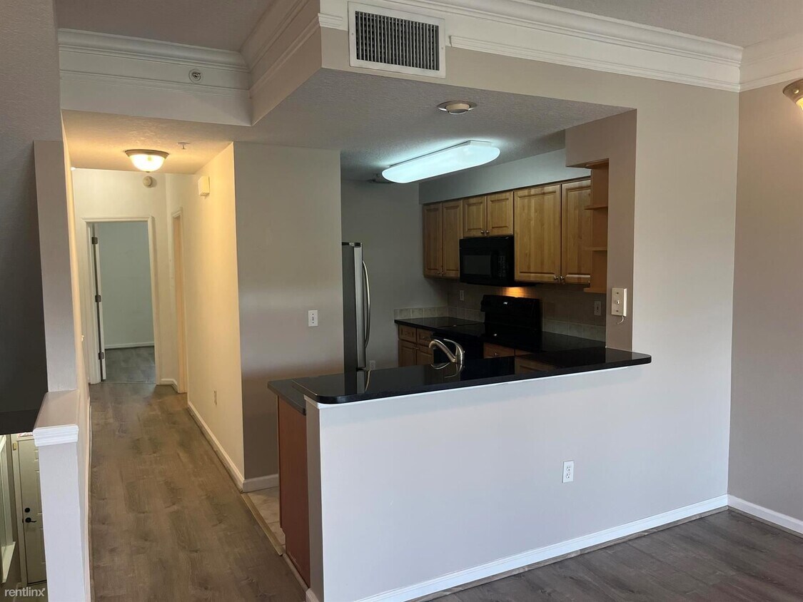 Foto principal - 2 br, 2 bath Condo - 2032 Alta Meadows Ln ...