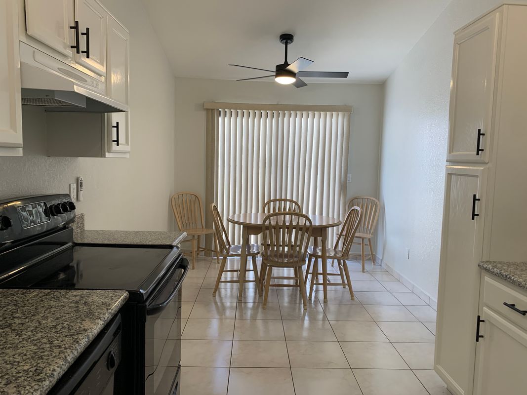 Foto del edificio - 15440 N 50th Pl