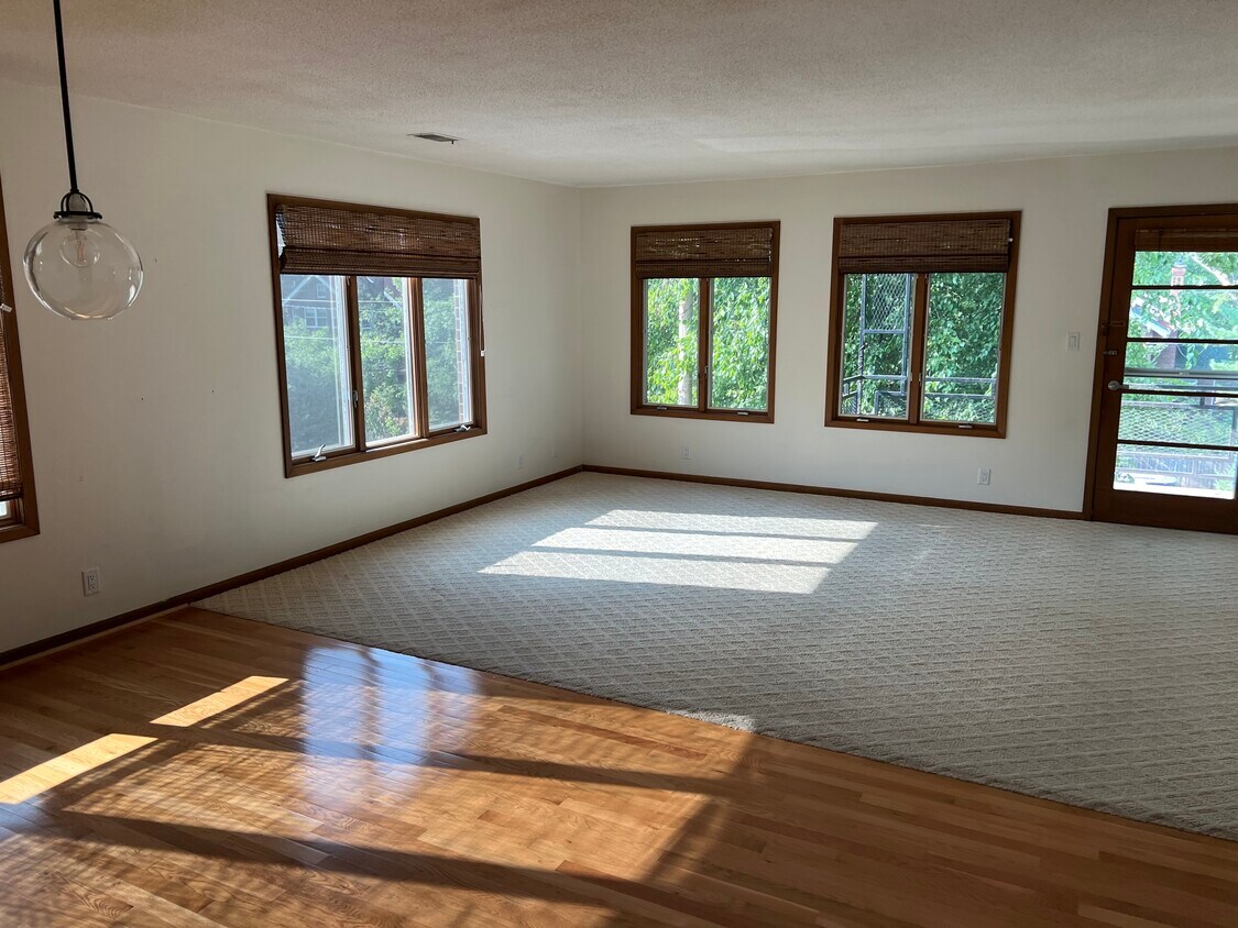Foto principal - 5322 Ingersoll Ave