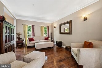 Building Photo - 12104 Guinevere Pl