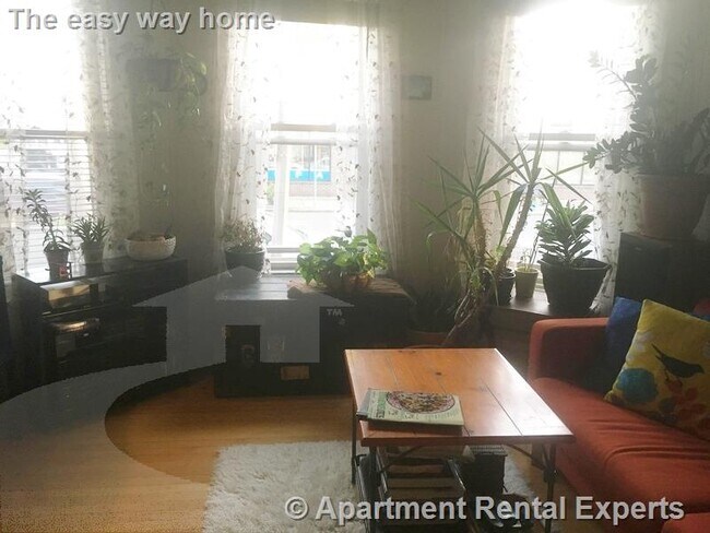 Foto del edificio - 377 Highland Ave