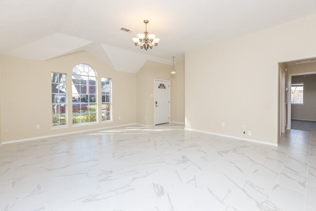 Building Photo - 3422 Keygate Dr