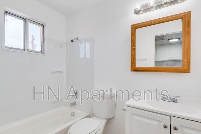 Foto del edificio - 3319 N 32nd St