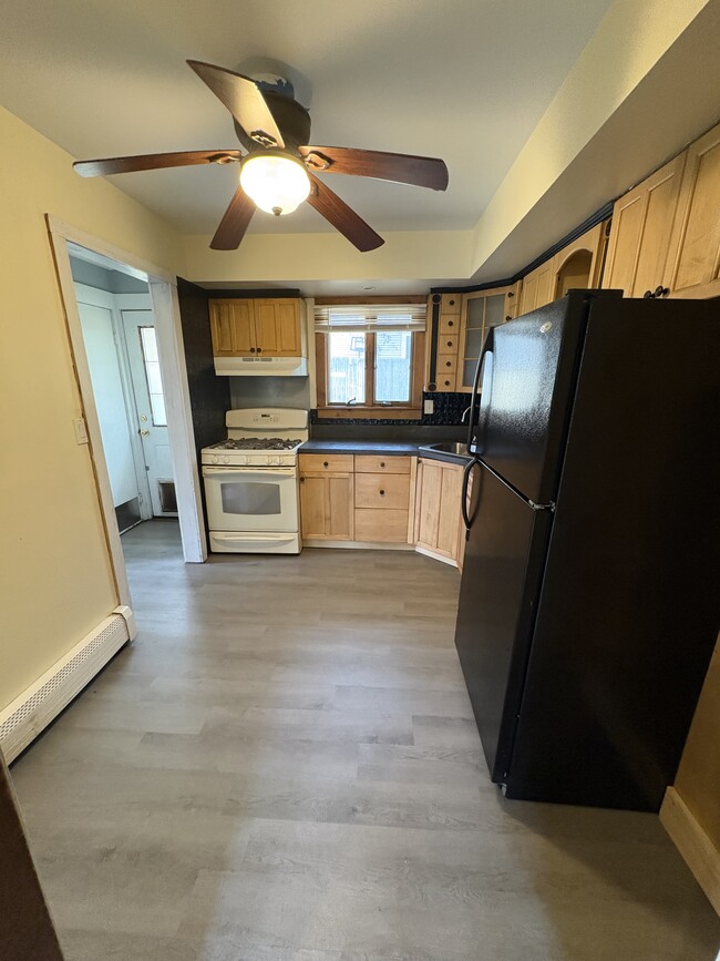 Building Photo - 14 Classon Ave