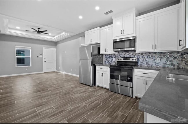 Building Photo - 8 Whetstone Ave