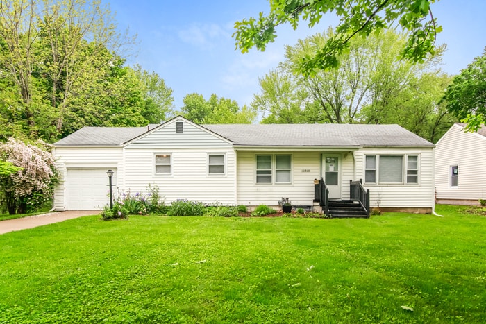 Primary Photo - 10808 E 58 St