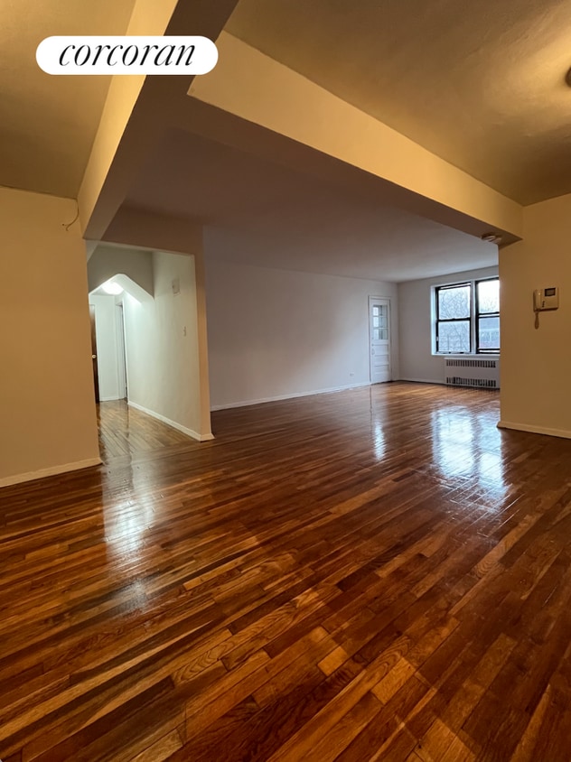 414242 Elbertson St Unit 403, Queens, NY 11373 Room for Rent in