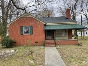 Building Photo - 409 E Highland Ave