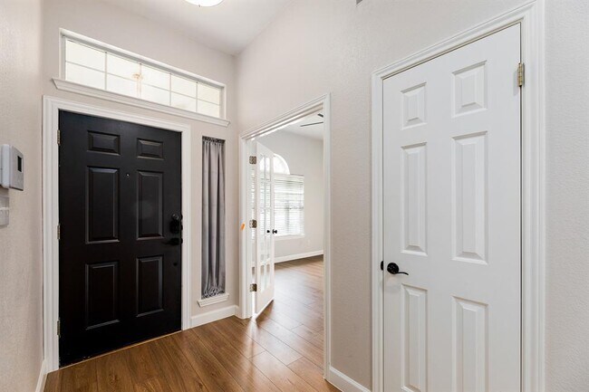 Foto del edificio - 1816 White Indigo Trail