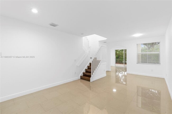 Foto del edificio - 3812 SW 171st Terrace