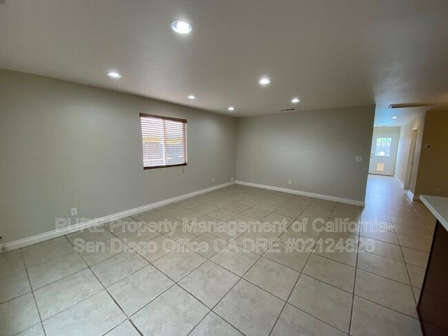 Building Photo - 3924 Glading Dr
