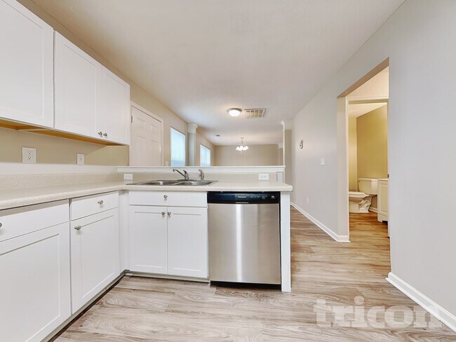 Foto del edificio - 121 Eagle Pointe Dr